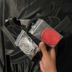 Travis x Jordan 1 low “black panthom”